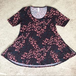 3/$12 MUST BUNDLE Lularoe Perfect Tee - XXS